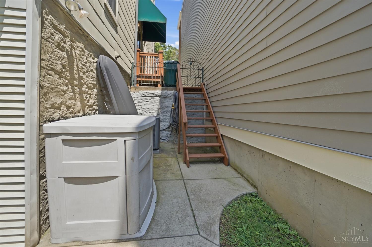 1021 St Gregory Street Property Photo 89