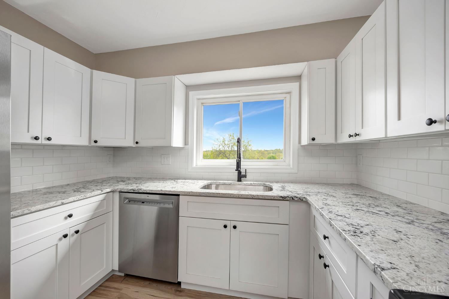 5386 Mosiman Road Property Photo 17