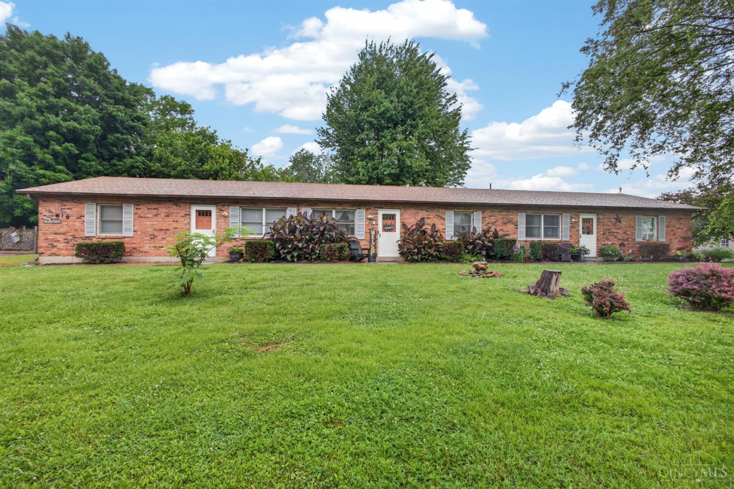 619 Light Street Property Photo 1