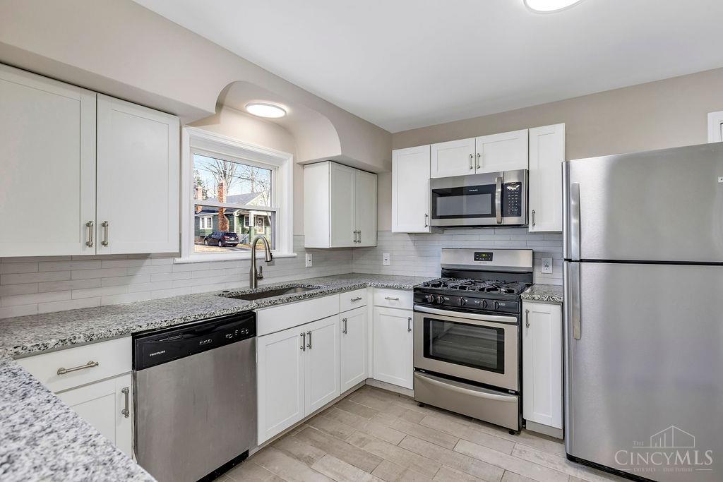 6253 Sturdy Avenue Property Photo 13