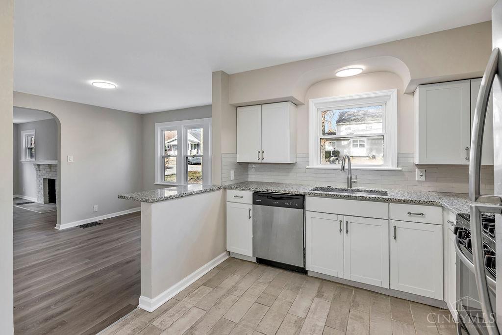 6253 Sturdy Avenue Property Photo 14