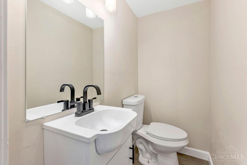 6253 Sturdy Avenue Property Photo 28