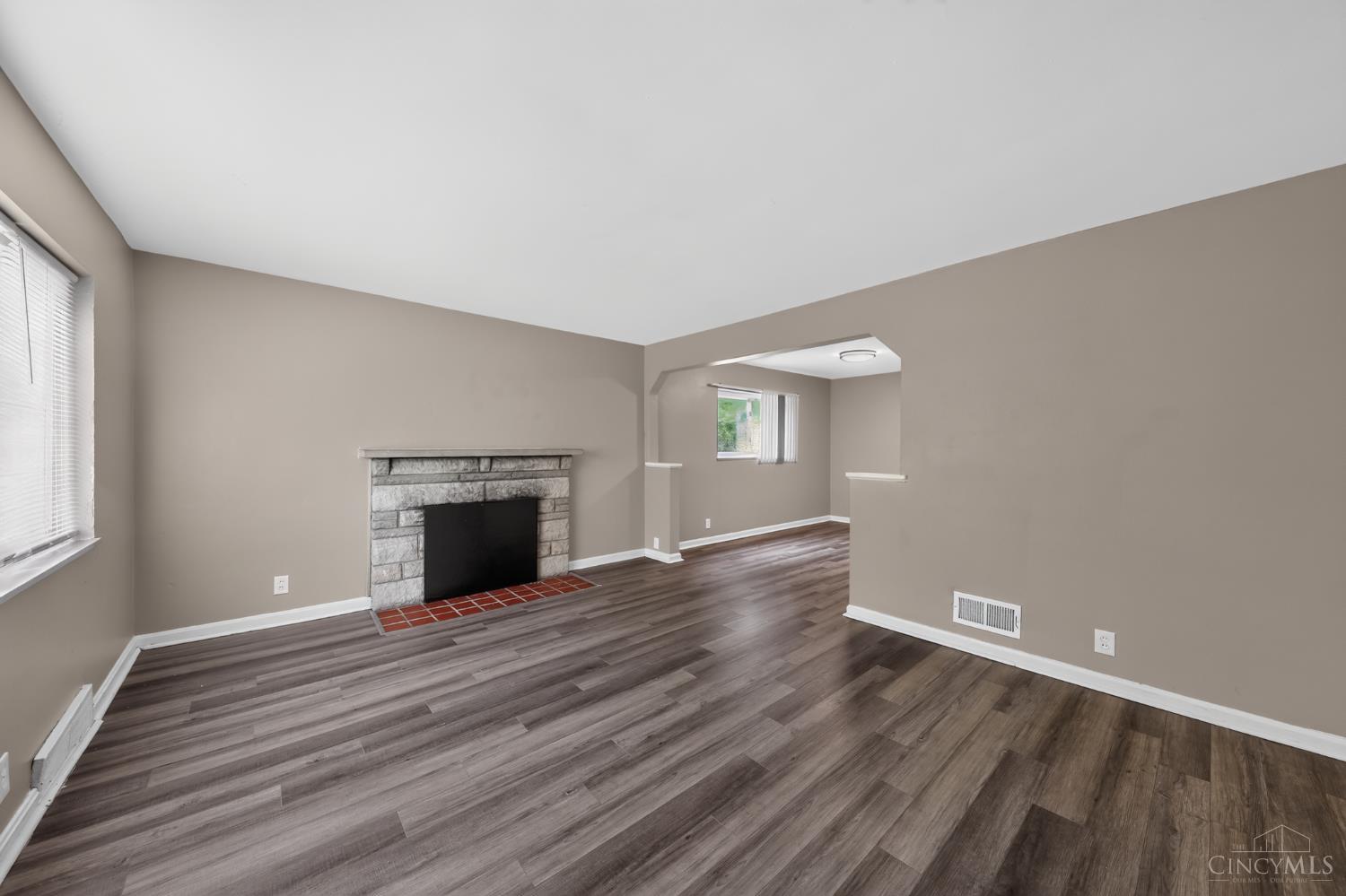 3254 Gobel Avenue Property Photo 3