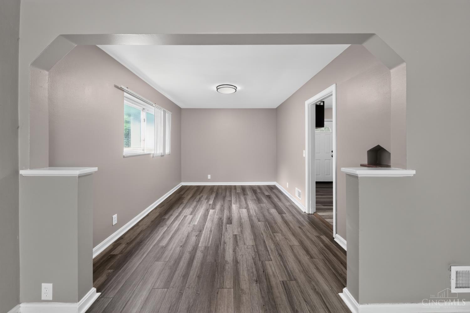 3254 Gobel Avenue Property Photo 8
