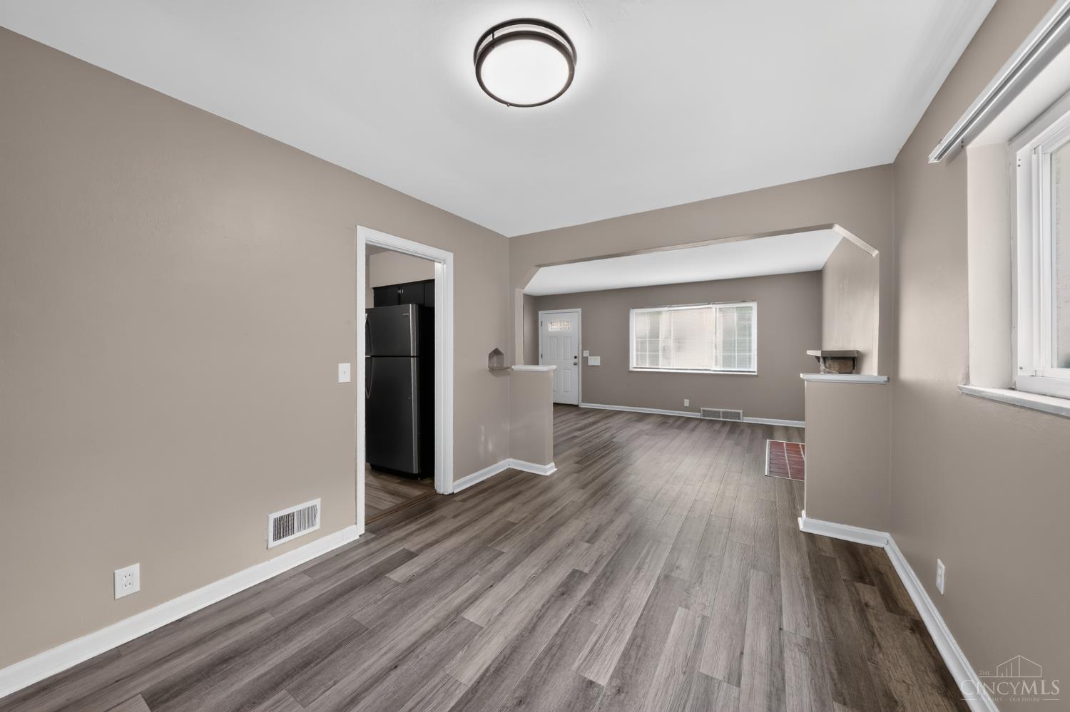 3254 Gobel Avenue Property Photo 9