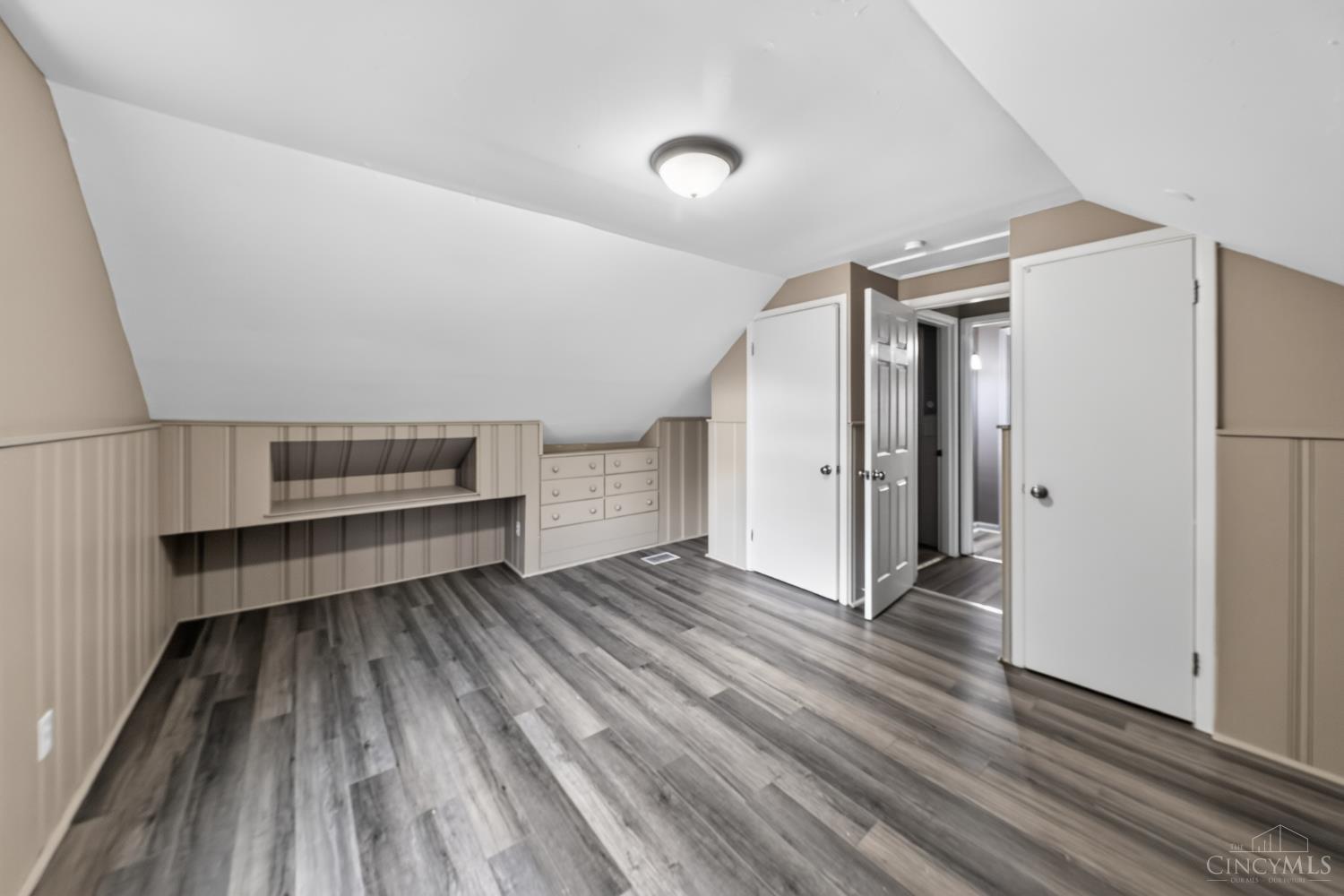 3254 Gobel Avenue Property Photo 10