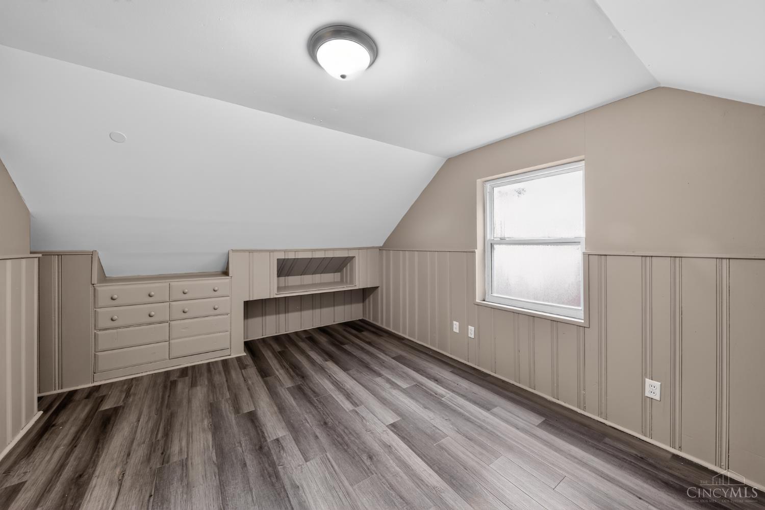 3254 Gobel Avenue Property Photo 11