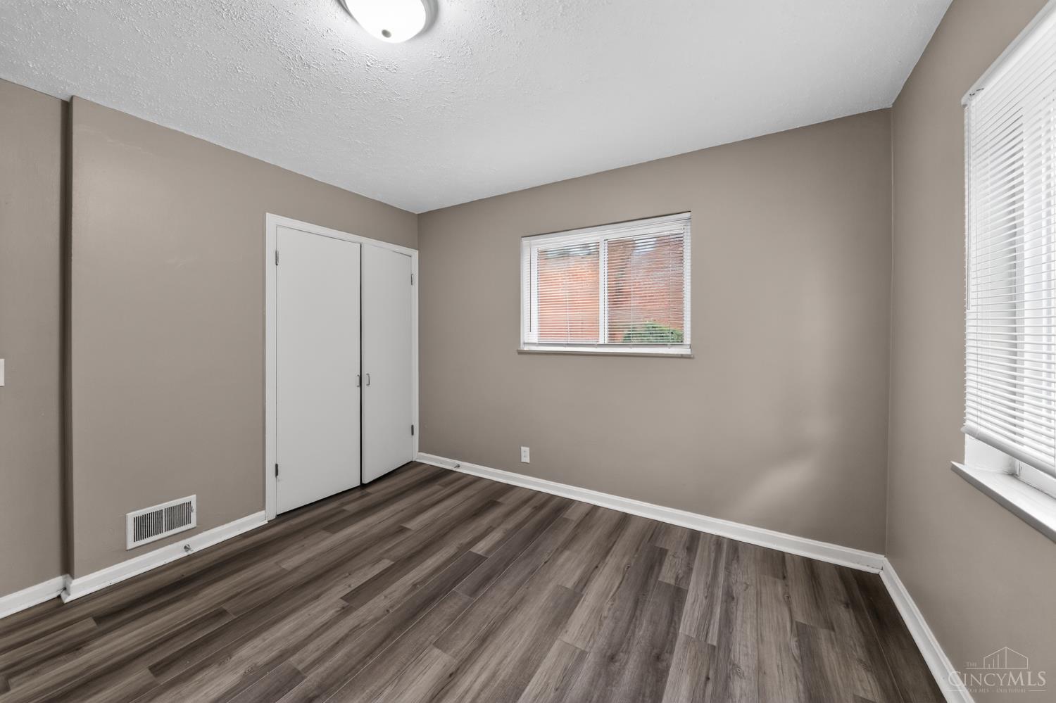 3254 Gobel Avenue Property Photo 14