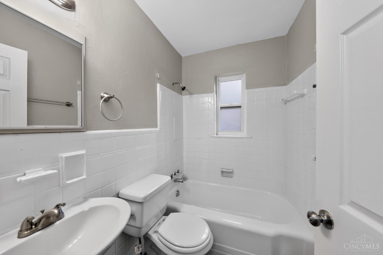 3254 Gobel Avenue Property Photo 20