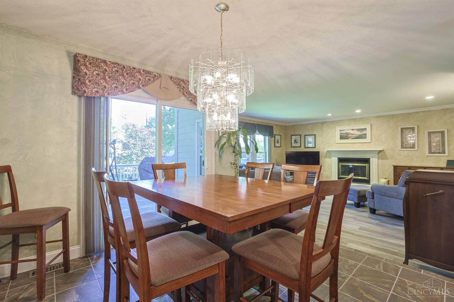 1081 Oysterbay Drive Property Photo 11