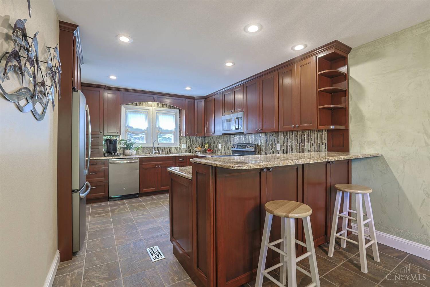 1081 Oysterbay Drive Property Photo 16