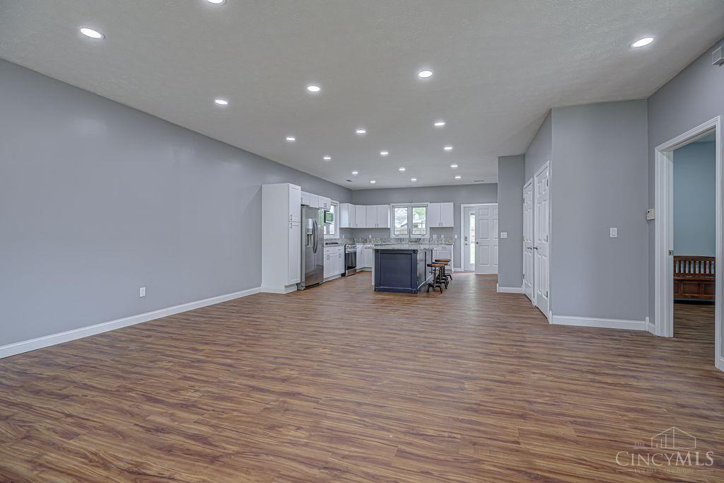7926 Normandy Lane Property Photo 6