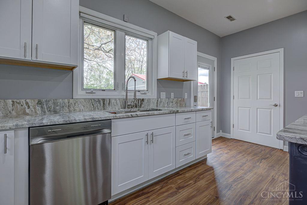 7926 Normandy Lane Property Photo 11