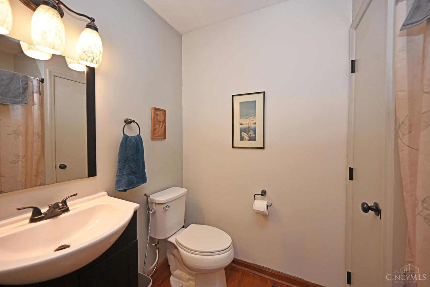 560 Louise Drive Property Photo 27