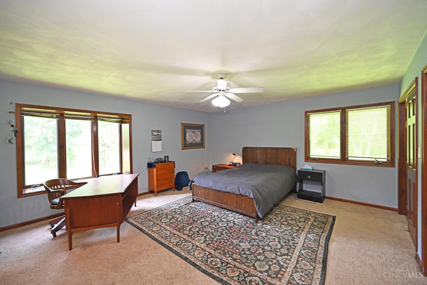 560 Louise Drive Property Photo 30