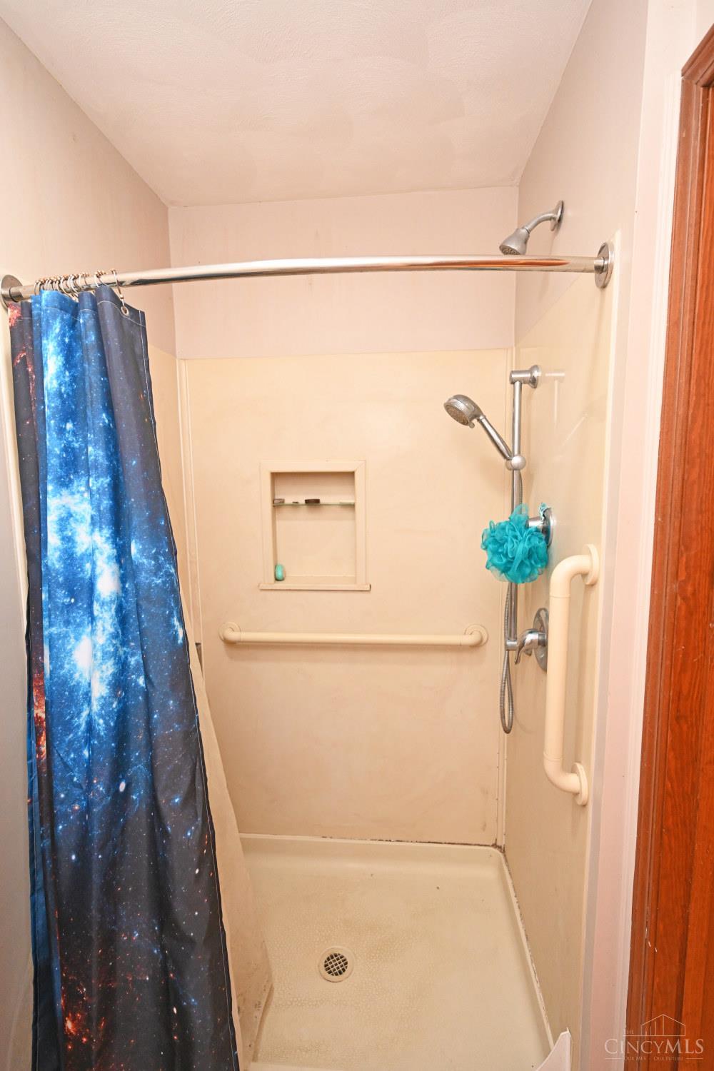 560 Louise Drive Property Photo 35