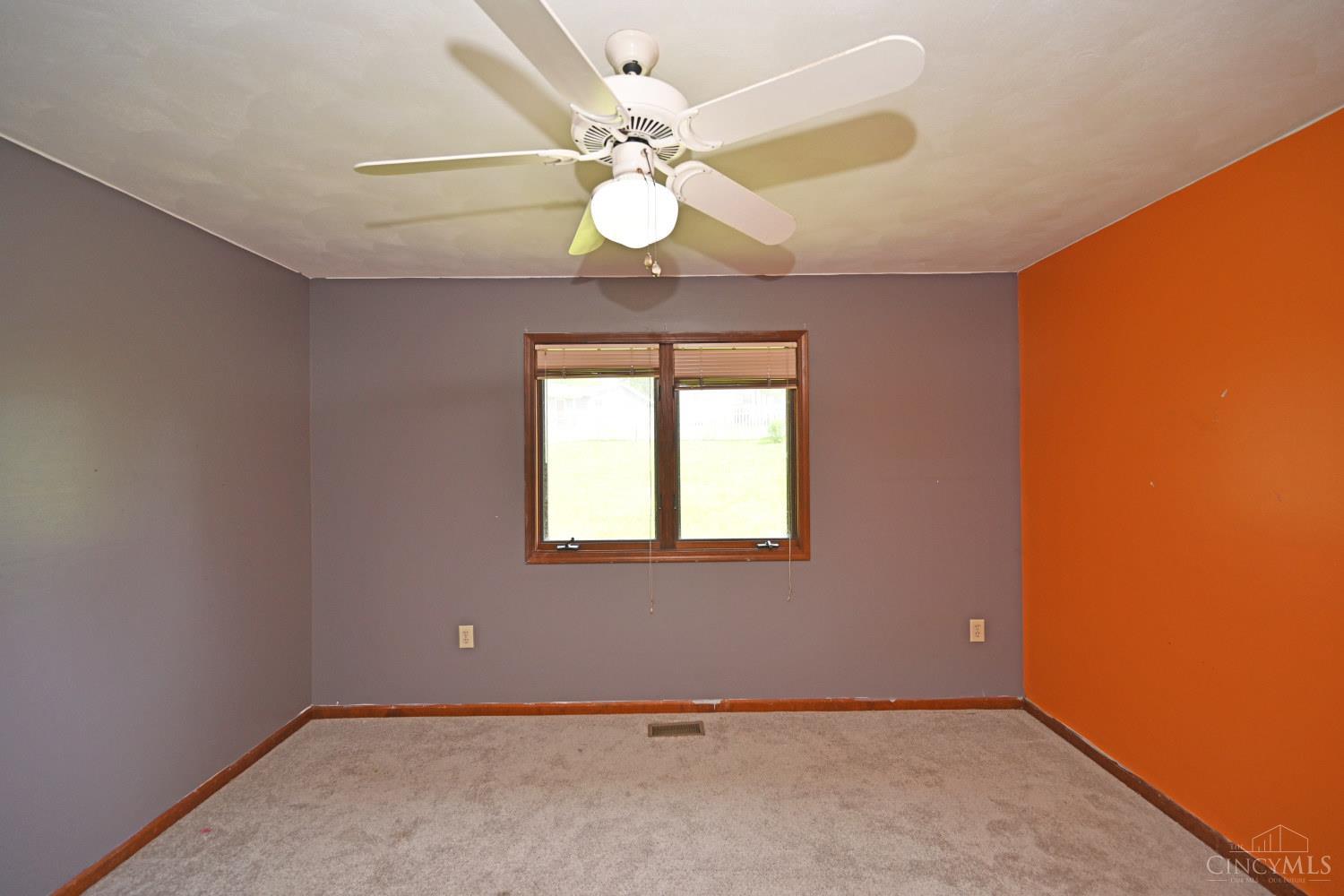 560 Louise Drive Property Photo 38
