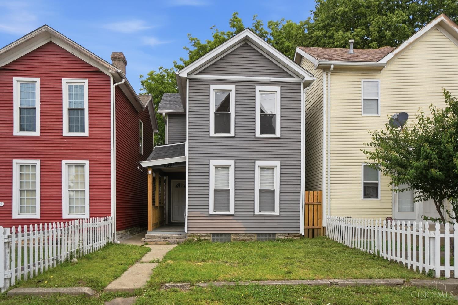 E 2341 Fifth Street Property Photo 1