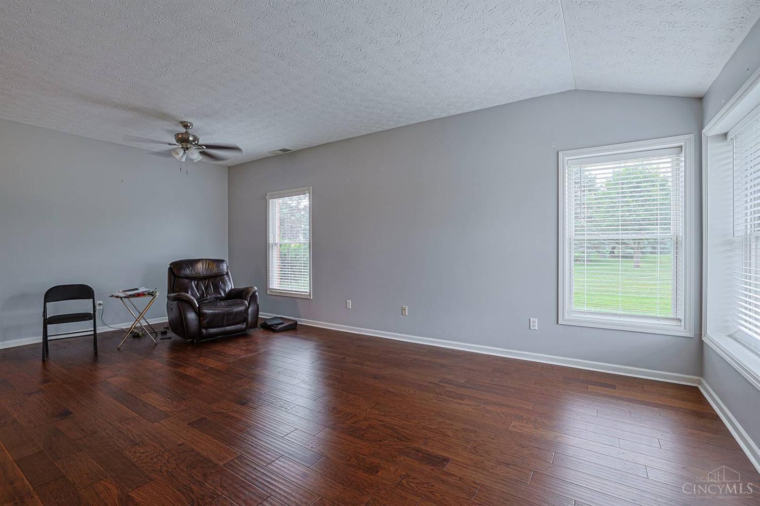 1208 Mals Way Property Photo 6