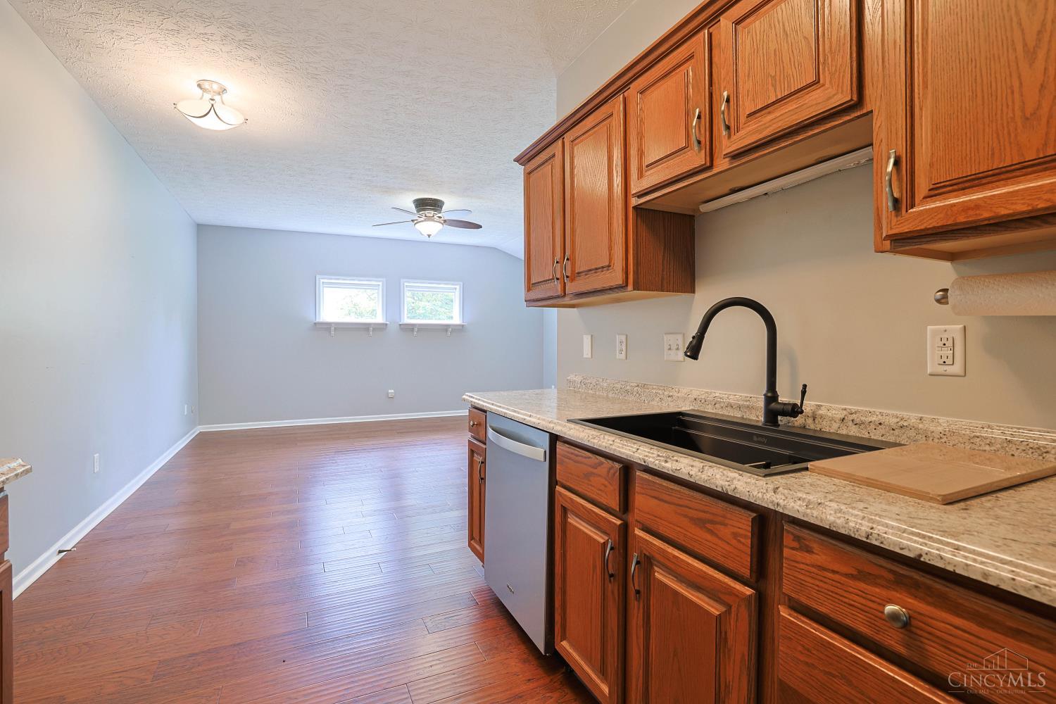 1208 Mals Way Property Photo 13