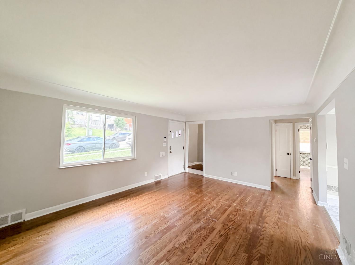 577 Lowell Avenue Property Photo 9