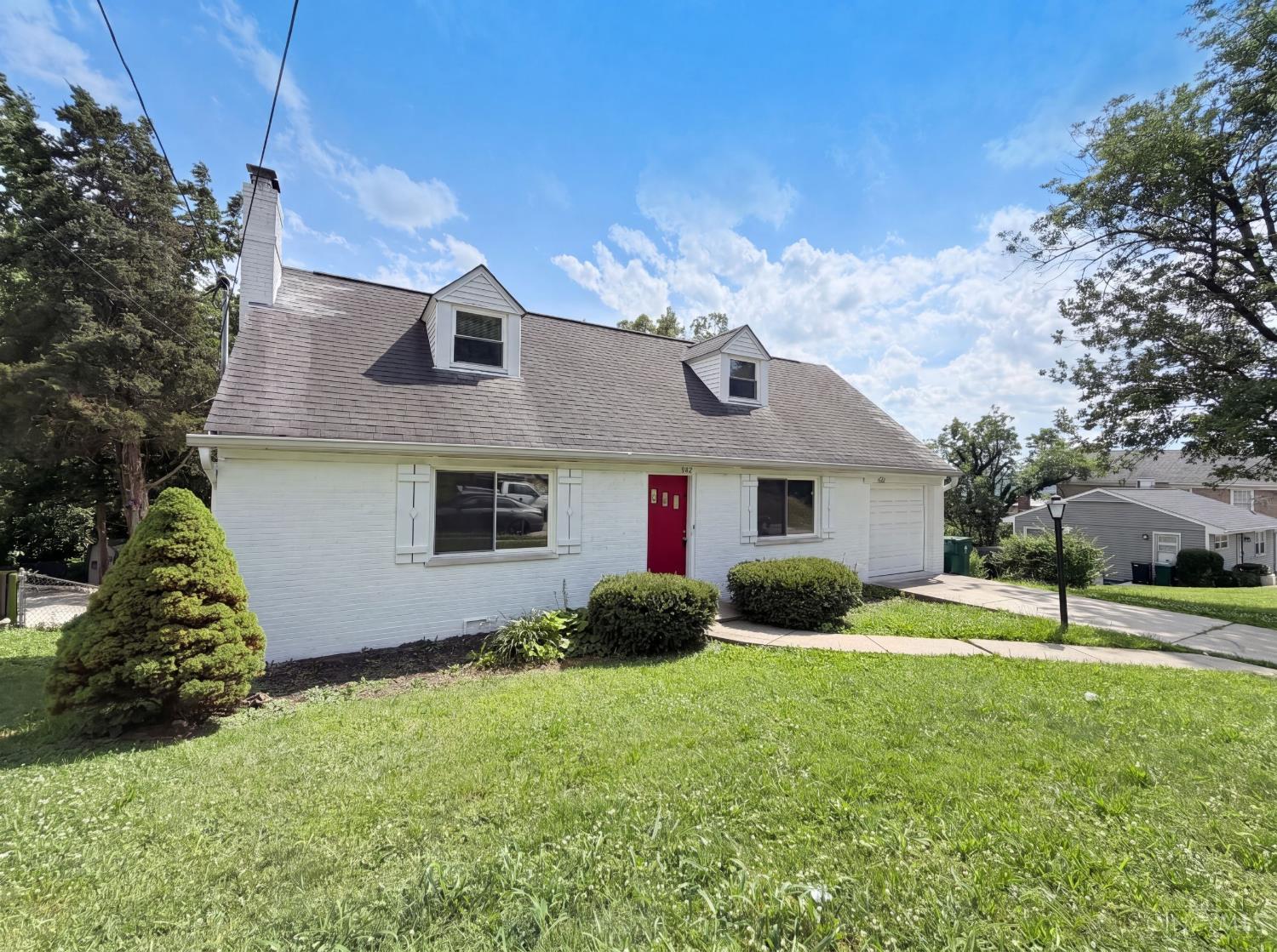 577 Lowell Avenue Property Photo 19
