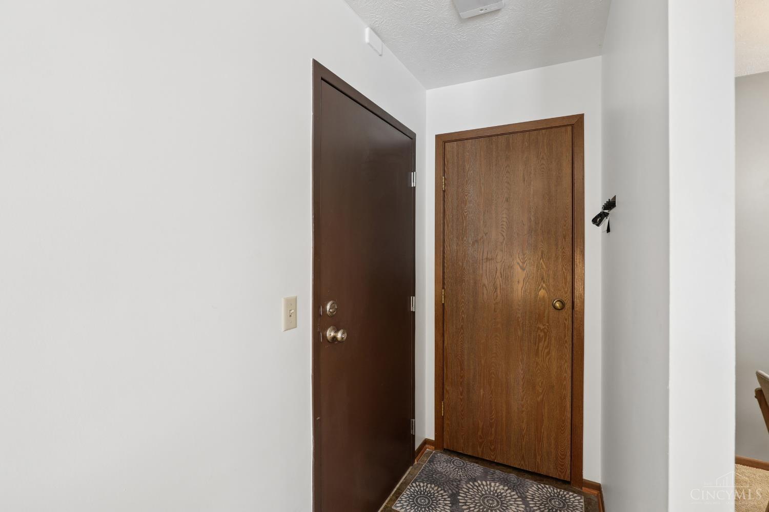 539 Davis Road Property Photo 3