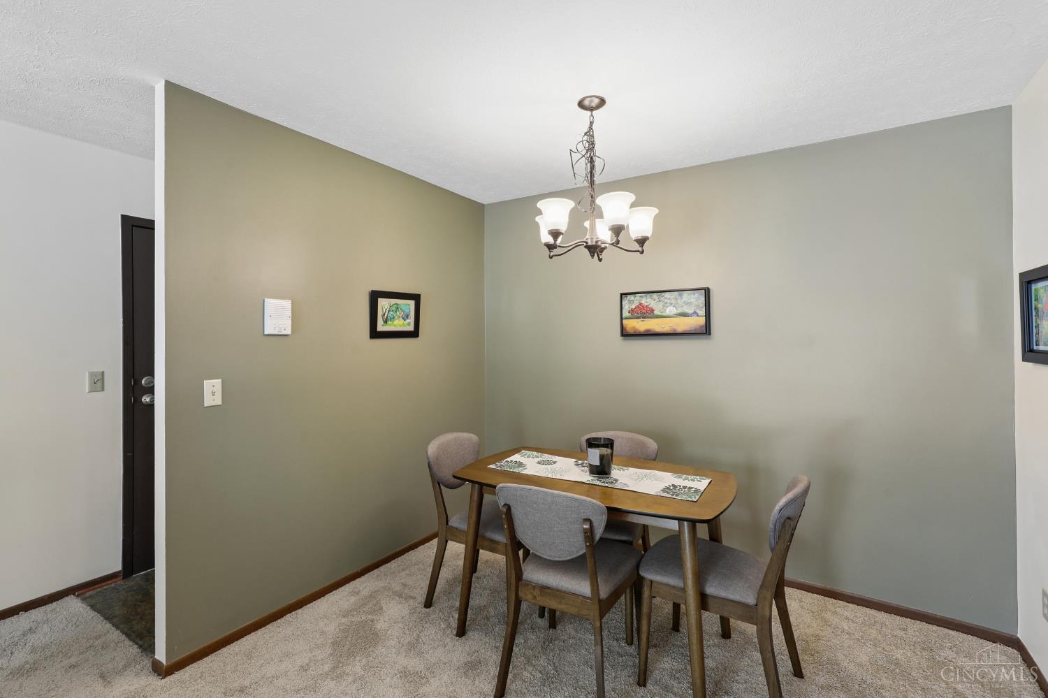 539 Davis Road Property Photo 10