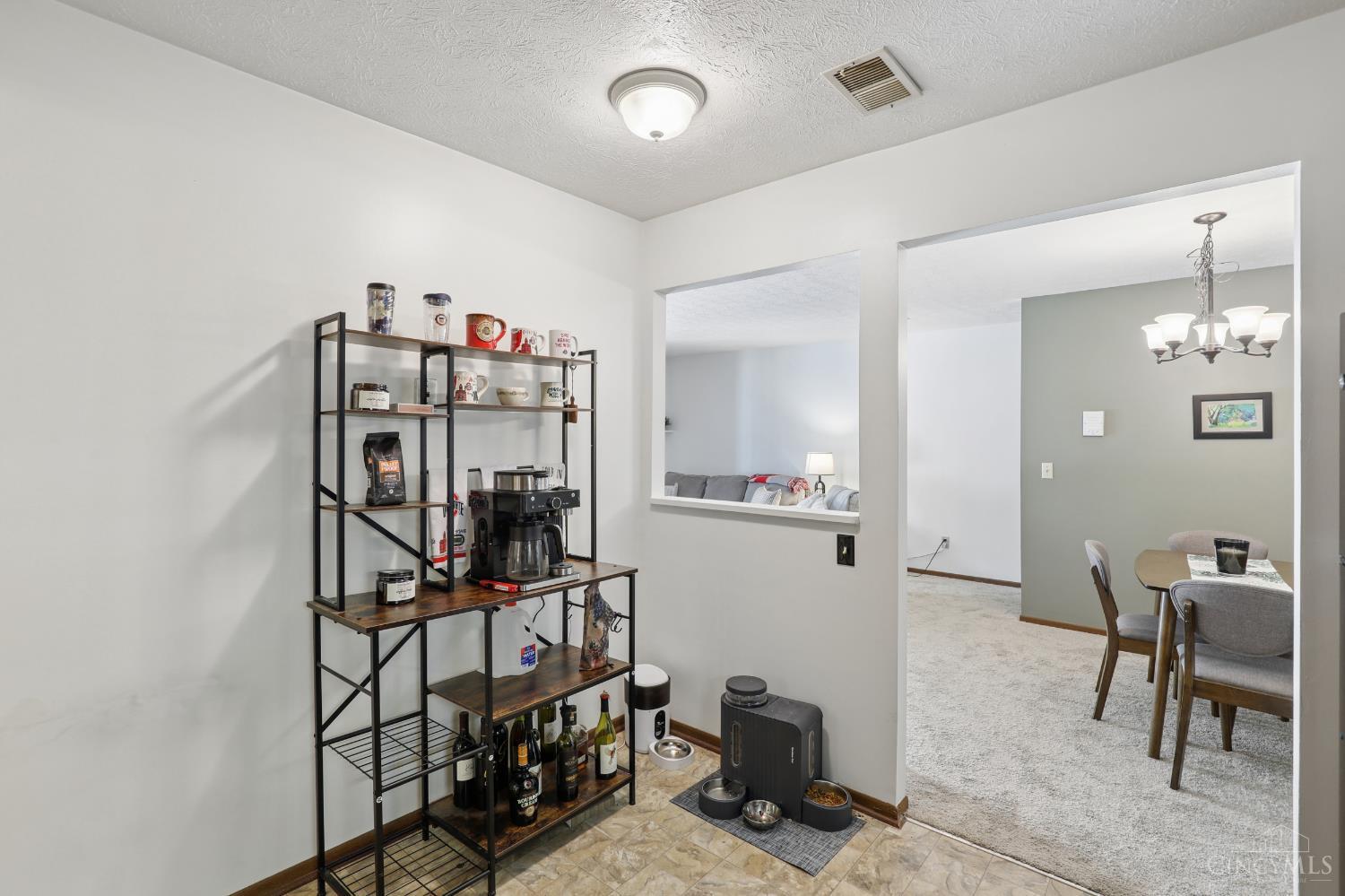 539 Davis Road Property Photo 13
