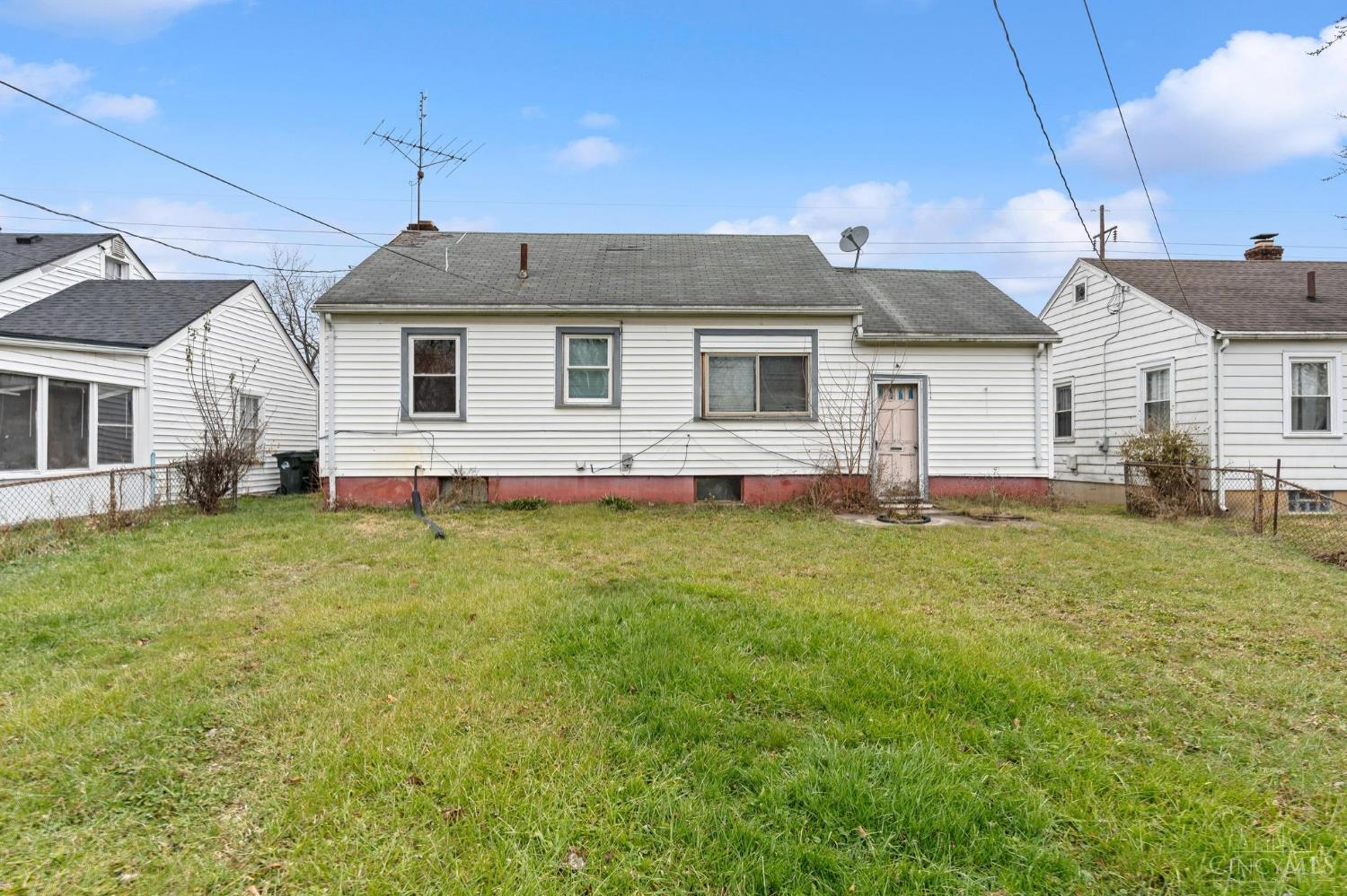 W 3648 Siebenthaler Avenue Property Photo 6