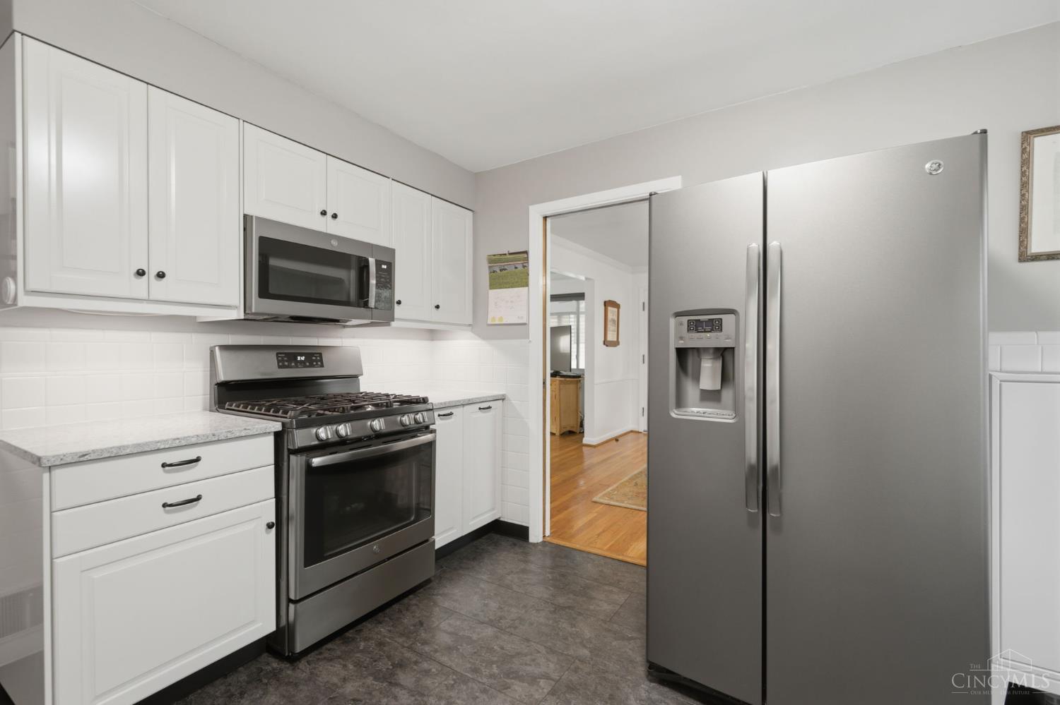 9401 Sherborn Drive Property Photo 18