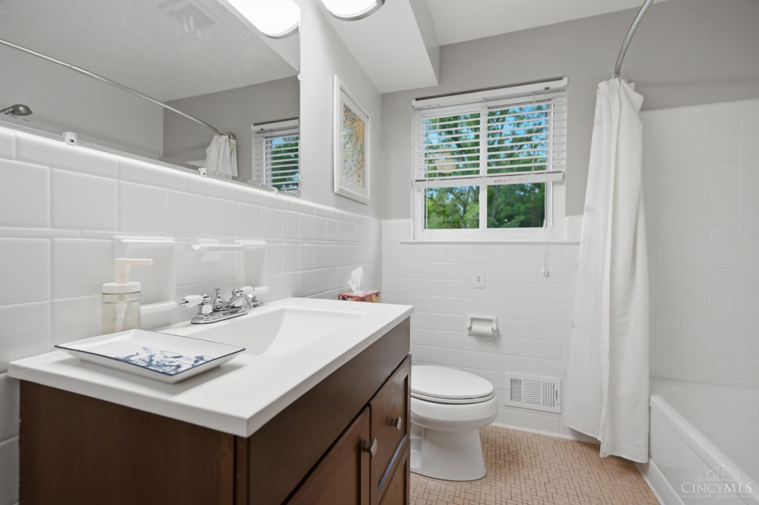 9401 Sherborn Drive Property Photo 31