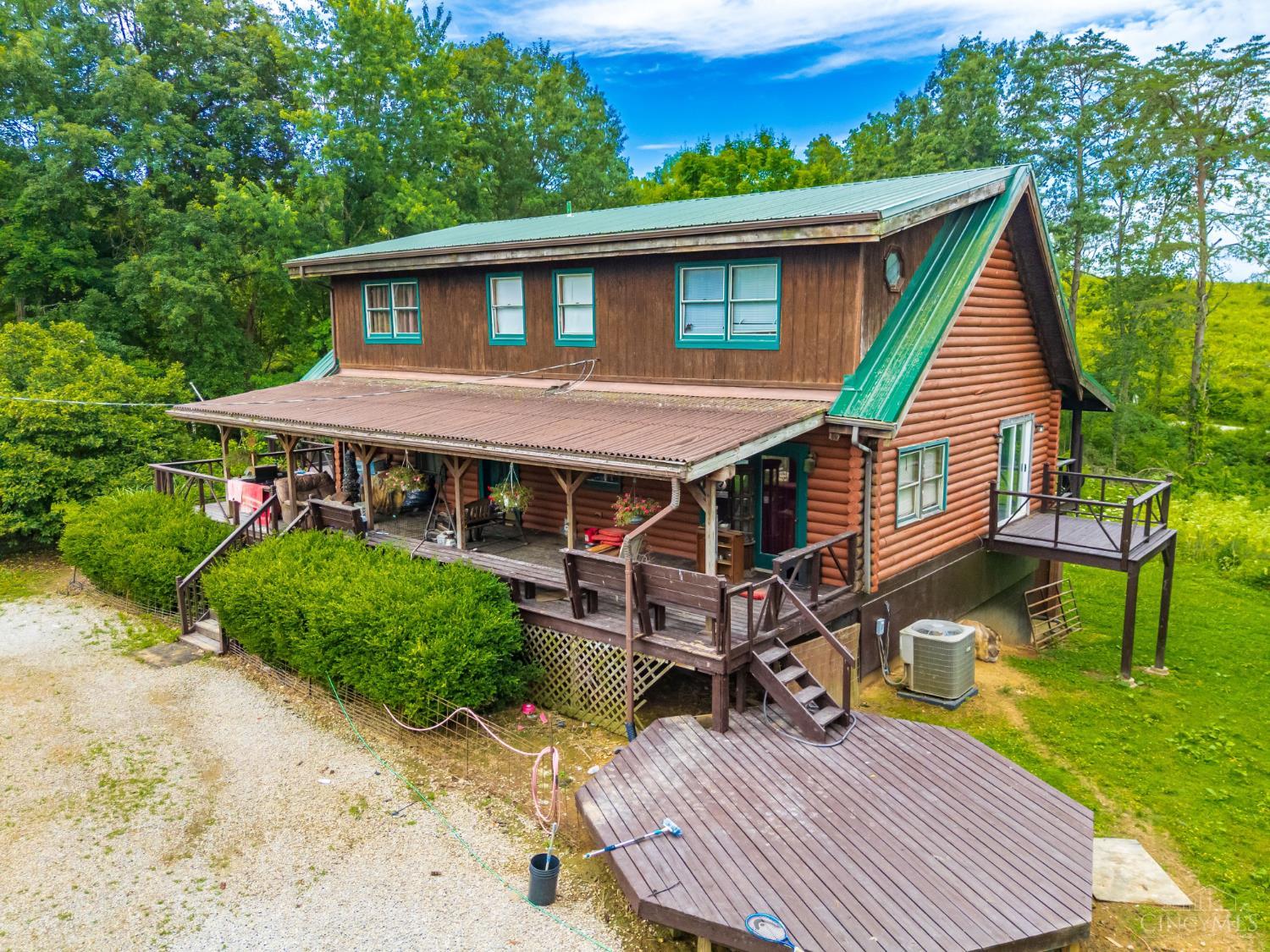 1237 Black Hollow Road Property Photo 10