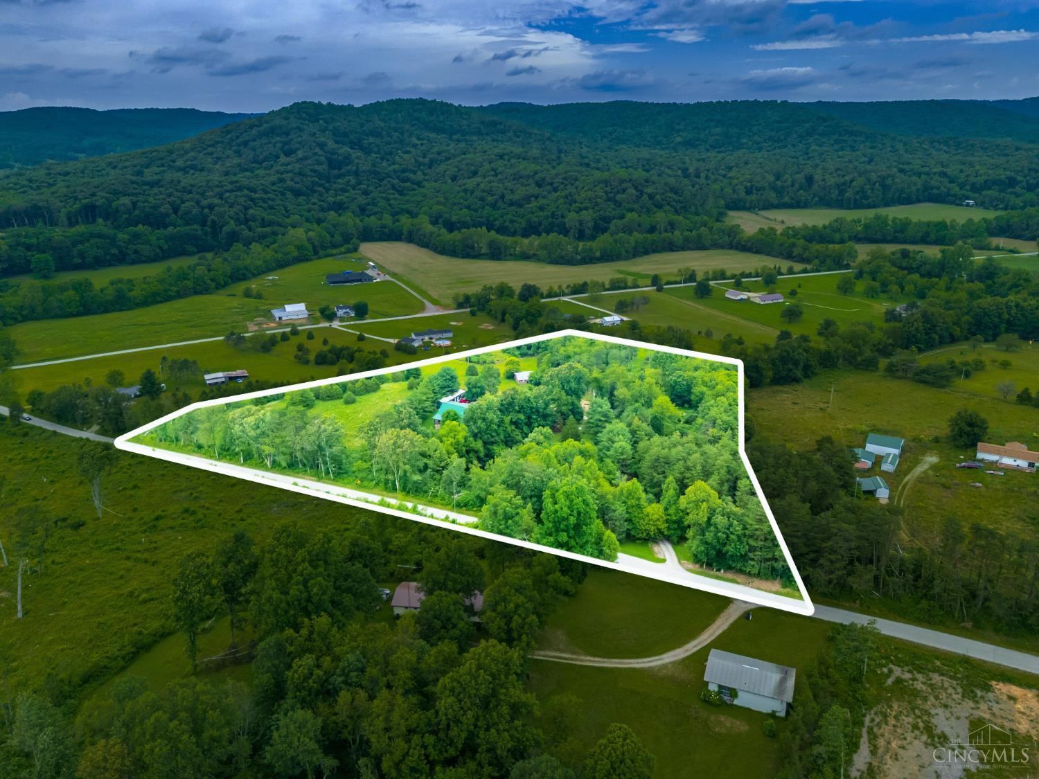 1237 Black Hollow Road Property Photo 18