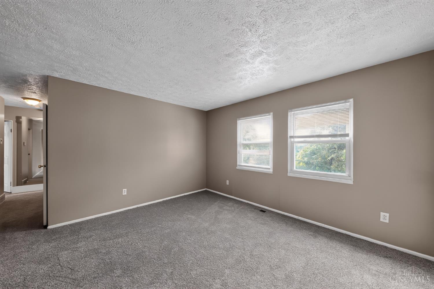 2743 Springdale Road Property Photo 10