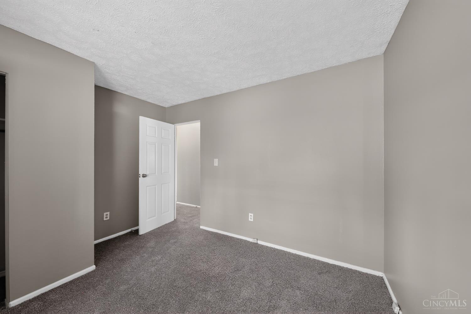 2743 Springdale Road Property Photo 15