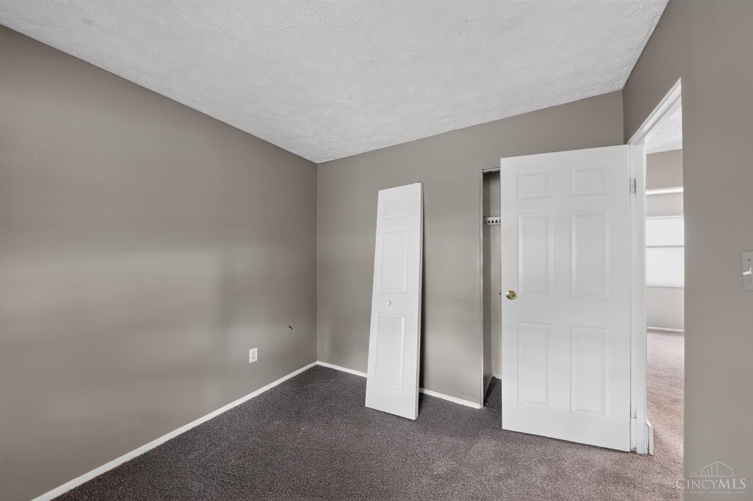 2743 Springdale Road Property Photo 16