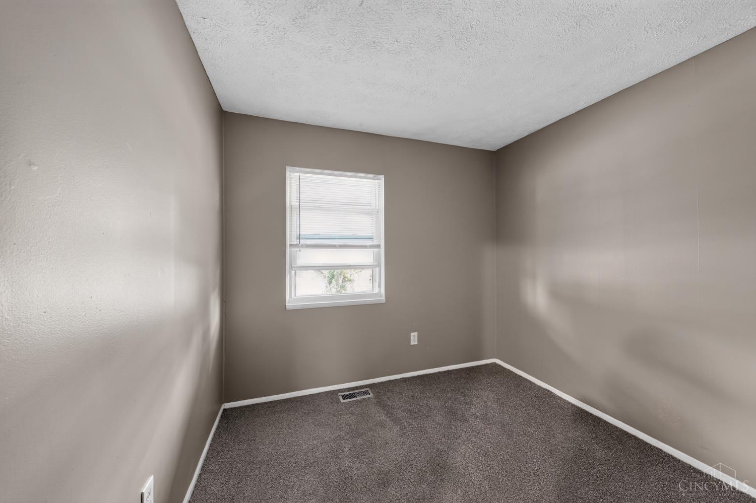 2743 Springdale Road Property Photo 20