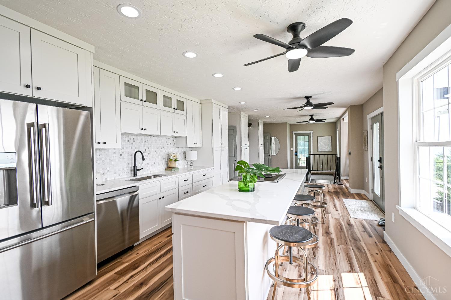 2545 Cliff Road Property Photo 10