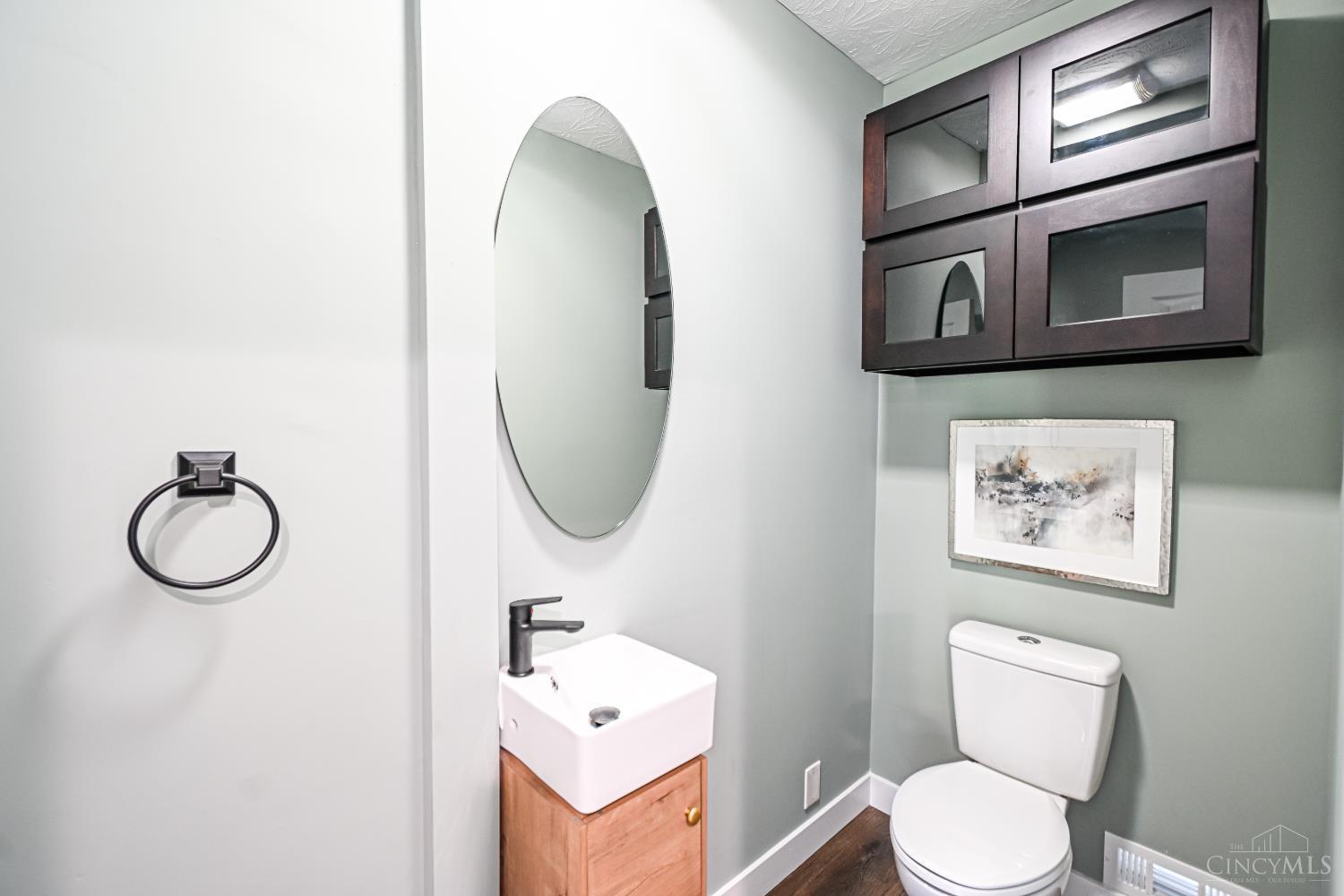 2545 Cliff Road Property Photo 28