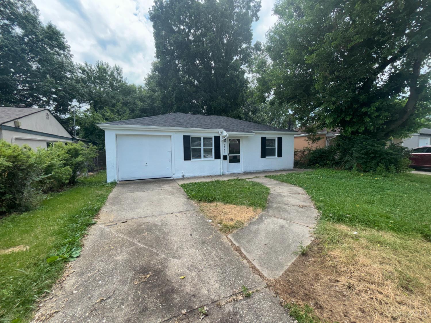 3269 Warfield Avenue Property Photo 1