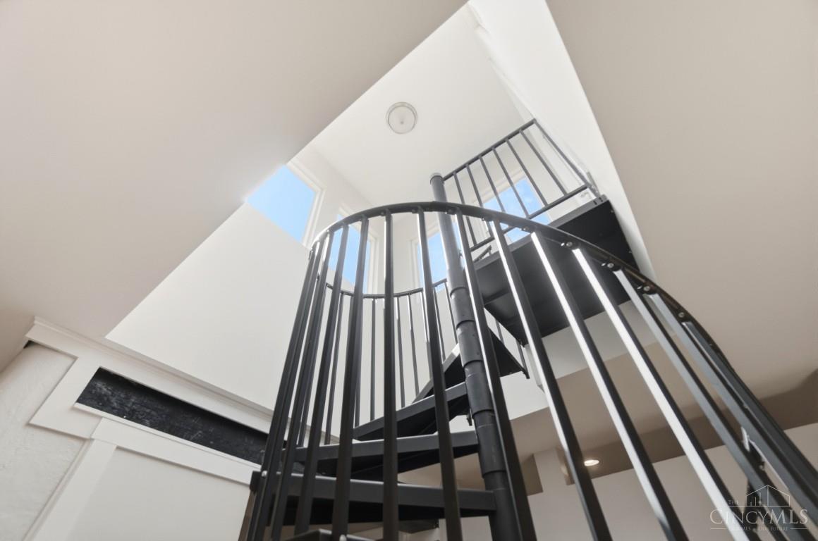 2356 Park Avenue Property Photo 44
