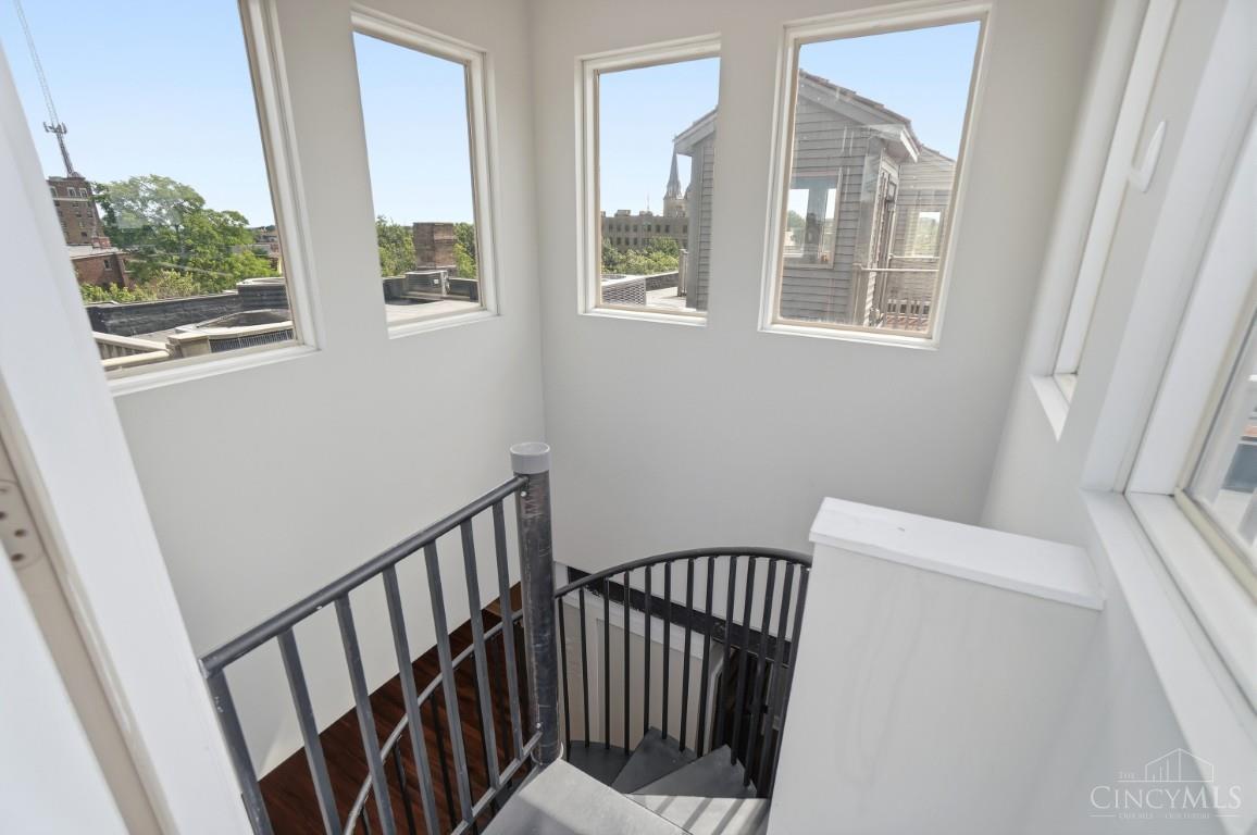 2356 Park Avenue Property Photo 45