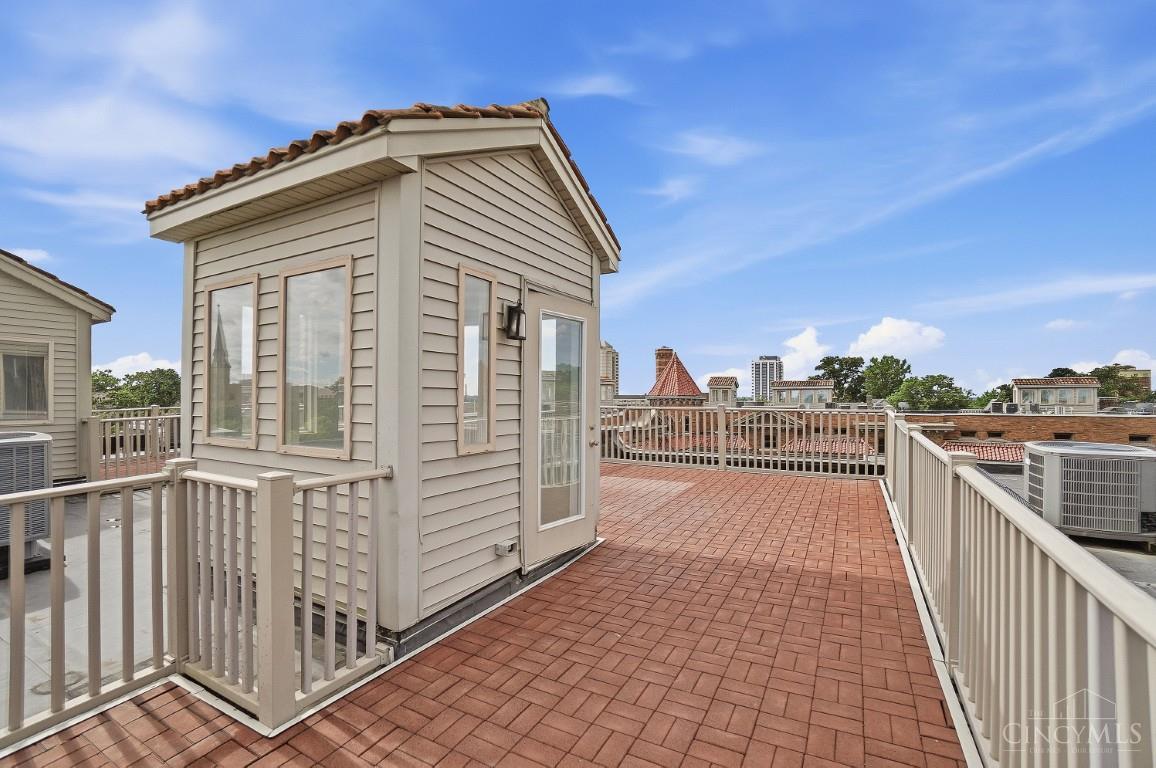 2356 Park Avenue Property Photo 47