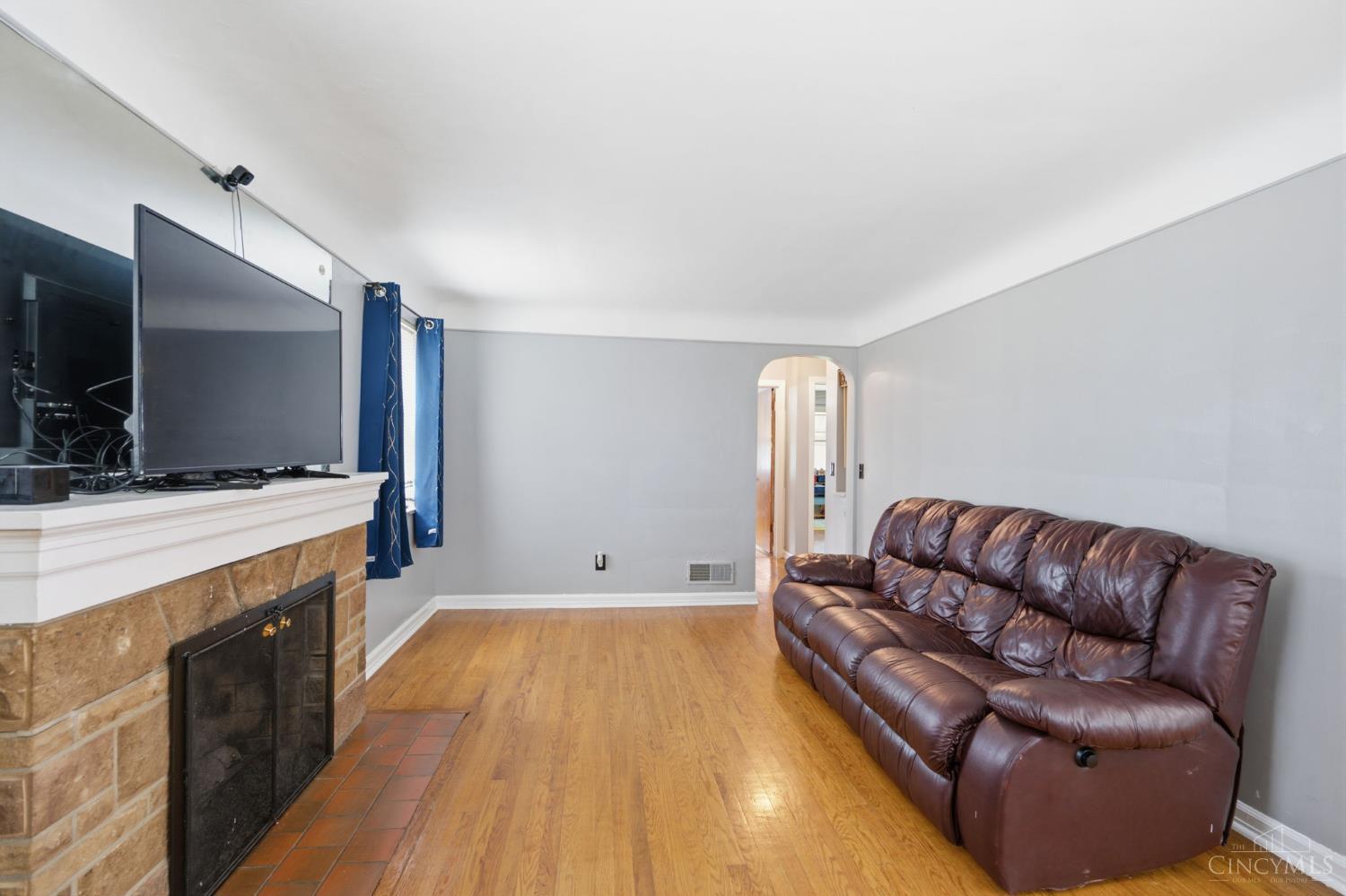 7149 Garden Road Property Photo 4