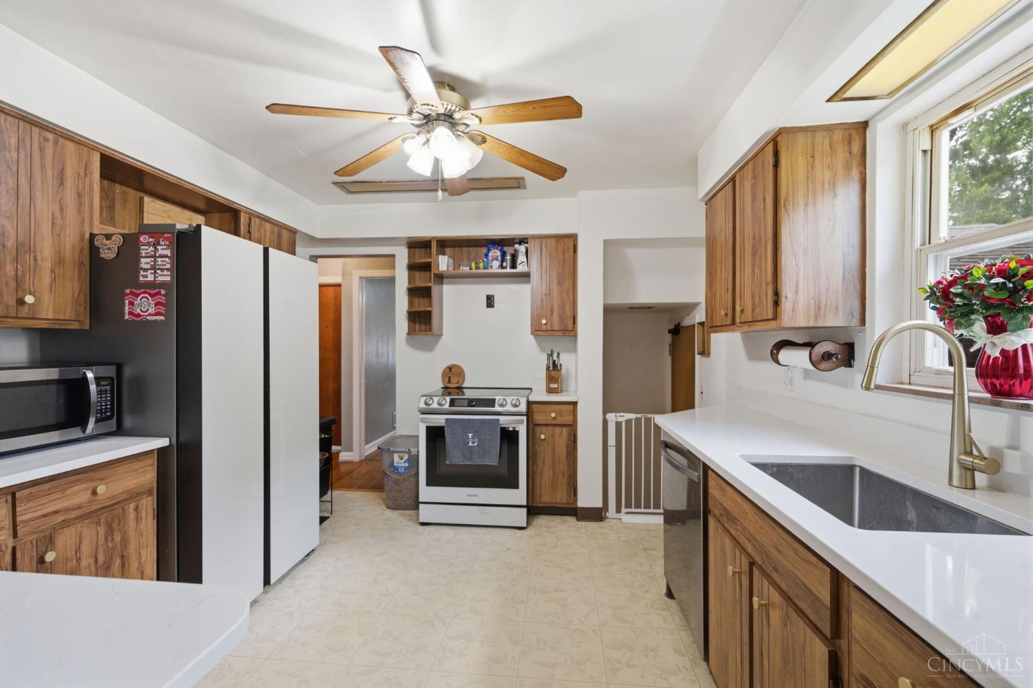 7149 Garden Road Property Photo 13