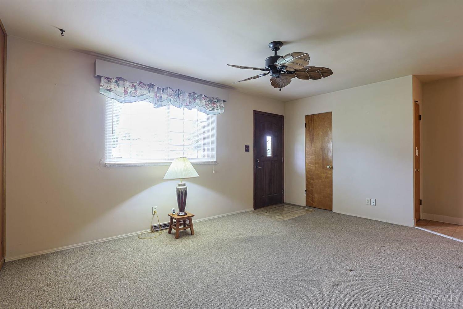 5375 Pembina Drive Property Photo 4