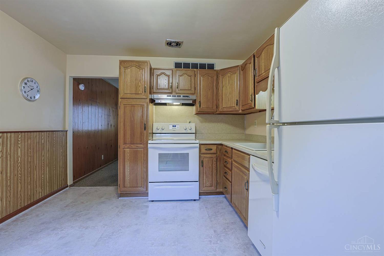 5375 Pembina Drive Property Photo 10