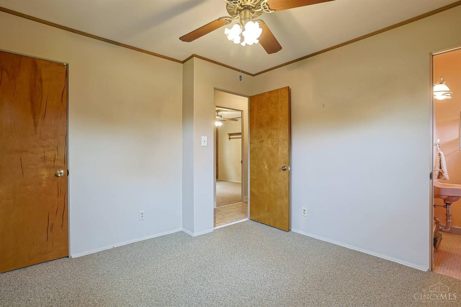 5375 Pembina Drive Property Photo 14