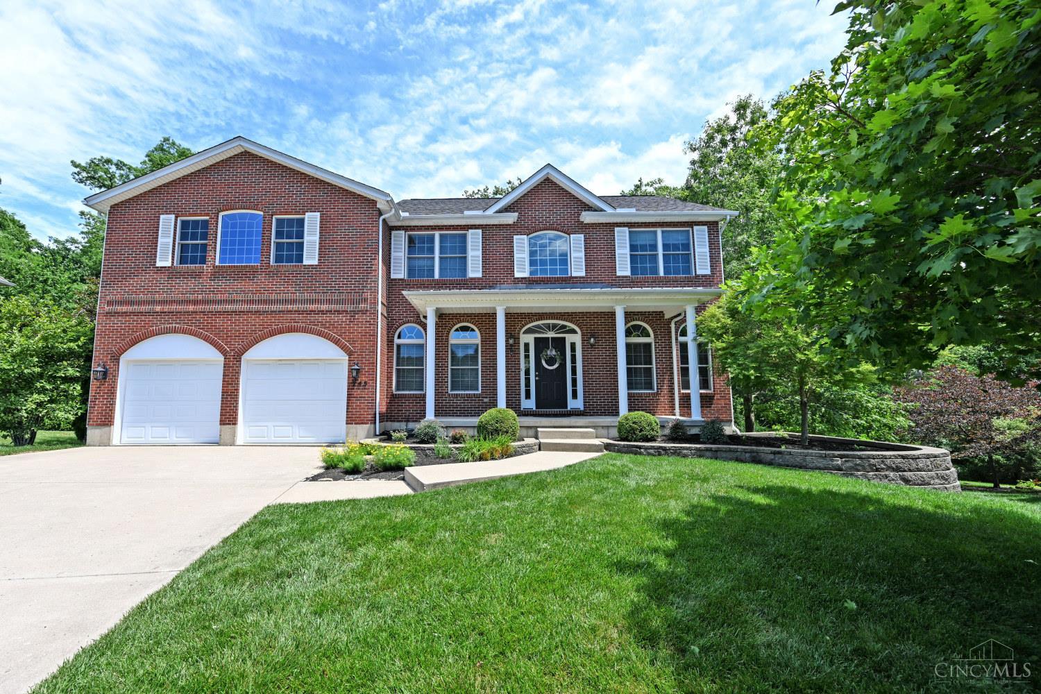 245 Hunter Woods Drive Property Photo 2